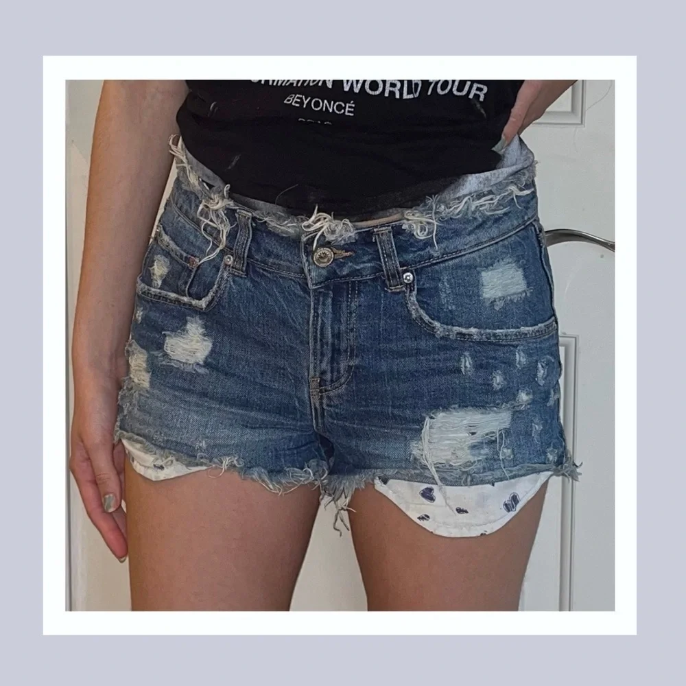 ZARA trf denim shorts with heart pockets